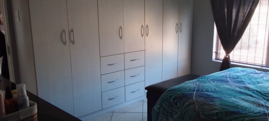 3 Bedroom Property for Sale in Vredenburg Western Cape